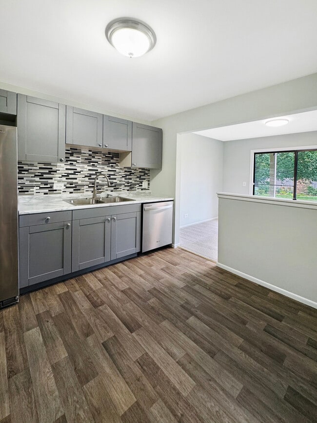 Photo - 1540 Heather Ct