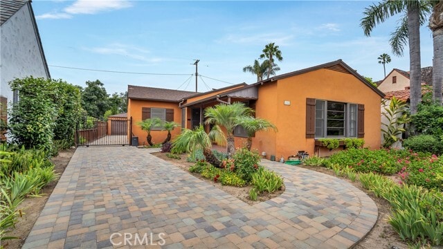 Photo - 2118 Greenleaf St