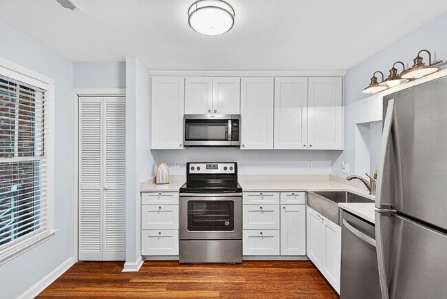 Photo - 4617 Fawnbrook Cir
