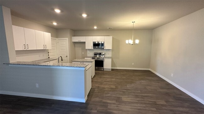 Photo - 9812 Grosbeak Ln