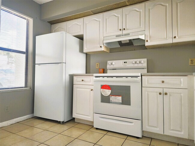 Photo - 217 Lake Pointe Dr Unit 107