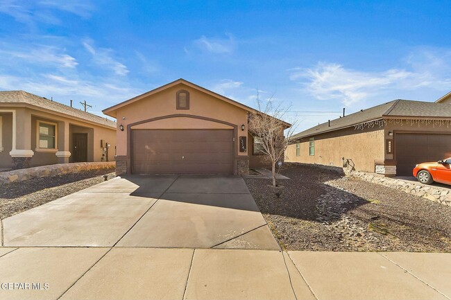 Photo - 13142 Saker Dr