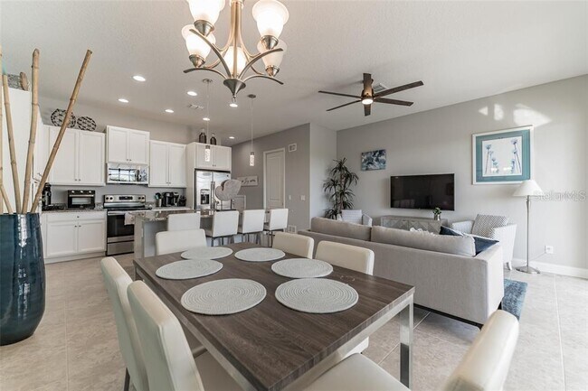 490 Captiva Dr