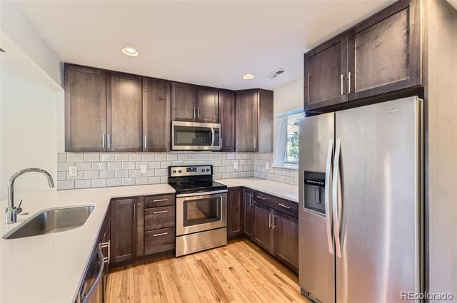 Photo - 3131 St Paul St