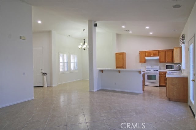 Photo - 28422 Belleterre Ave