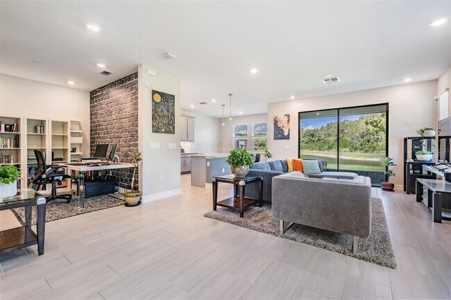 Photo - 4849 Isola Ct