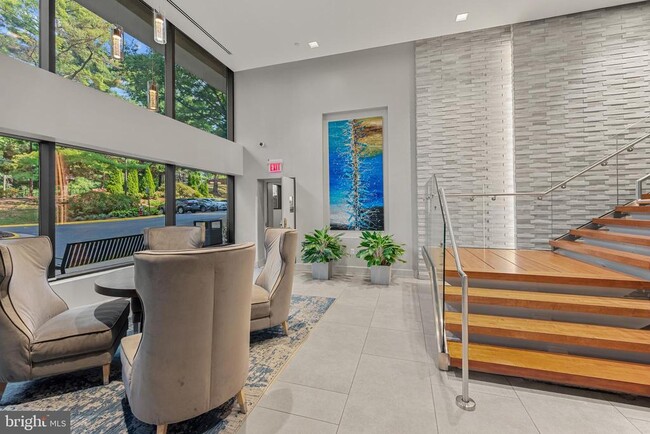 Photo - 3800 Powell Ln Unit 830