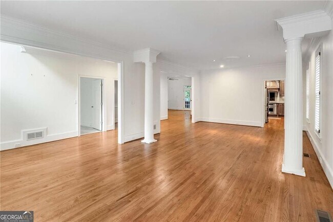Photo - 448 Ivy Park Ln NE