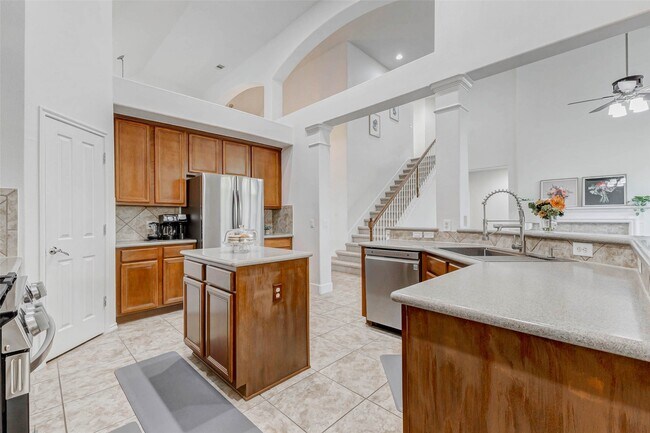 Photo - 25702 Caddo Passway