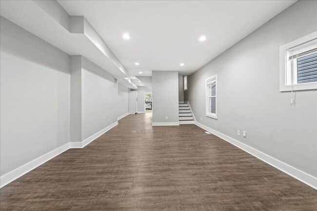 Photo - 201 N Gray St