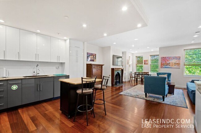 Photo - 1503 12th St NW Unidad #3