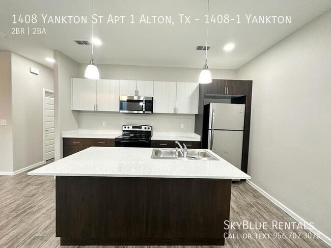 Photo - 1408 S Yankton St Unidad 1408-1 Yankton