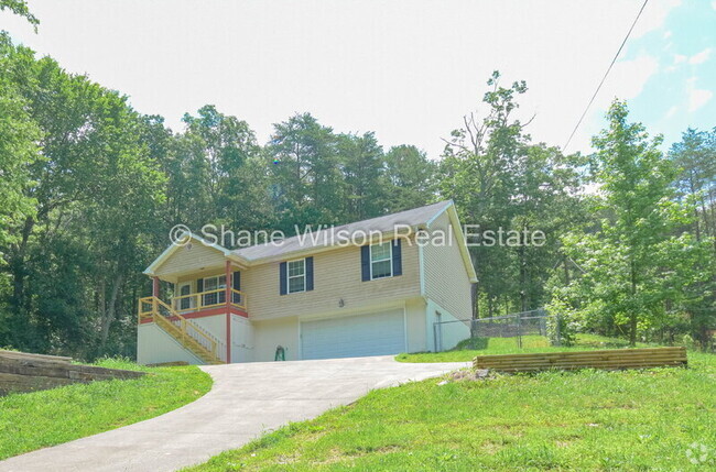 Building Photo - 530 Mount View Dr Rental
