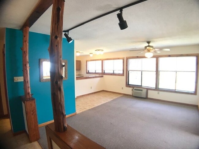 Photo - 106 Pleasant Dr Unidad B