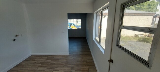 Photo - 230 S Azusa Ave