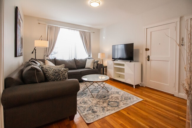 Photo - 186 Kent St Unit 4