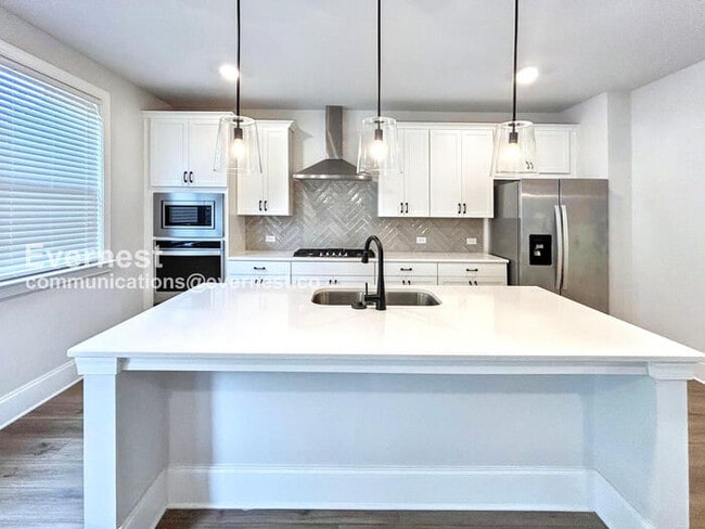 Photo - 504 Cunninghame Ct