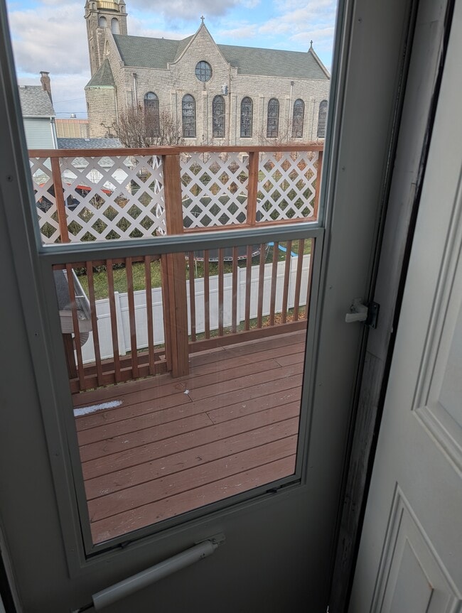 Photo - 319 W 11th St Unit 319 1/2