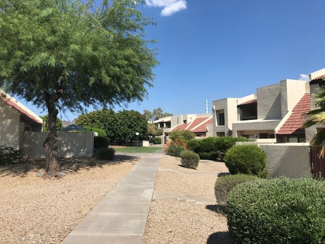 Photo - 2 bed + Bonus Room/Loft and 2 car garage