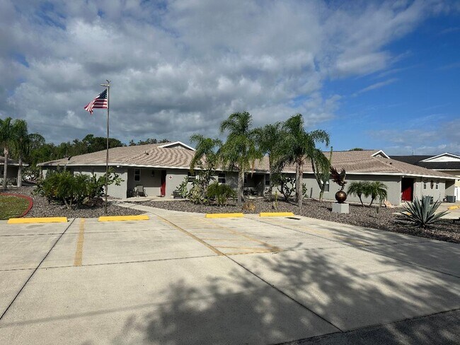 Photo - 1568 N Delaware Ave