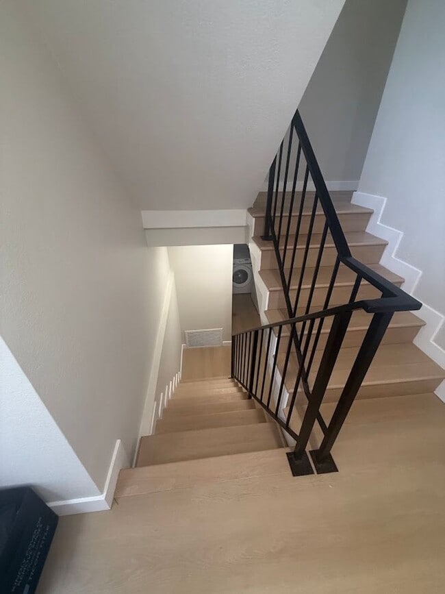 Photo - 1067 252nd St