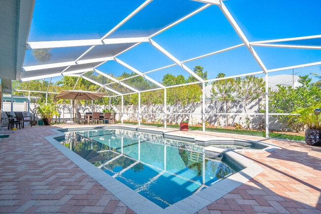 Photo - 3003 W Vina Del Mar Blvd