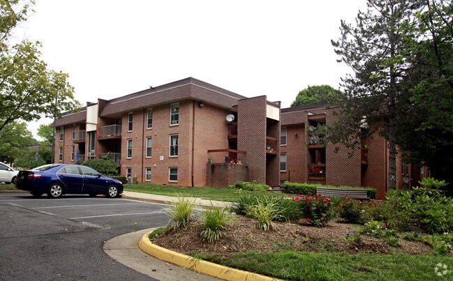 Photo - Yorkville Cooperative