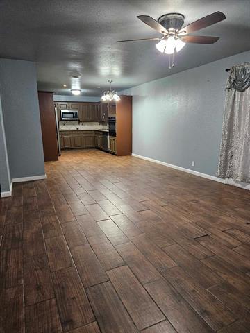 Photo - 808 McCurry Ave