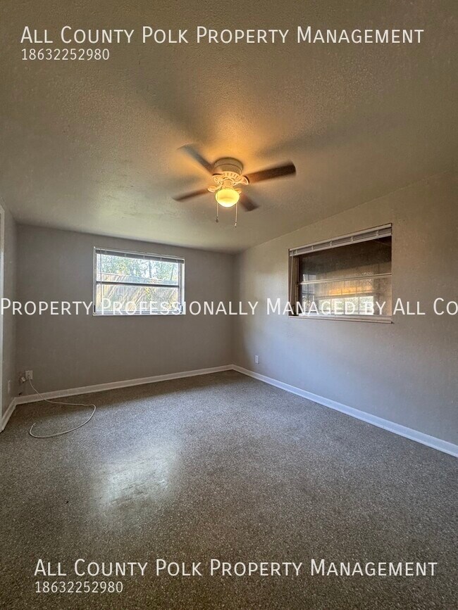 Fantastic 1 Bedroom Duplex for Rent! Apartment Plant City, FL