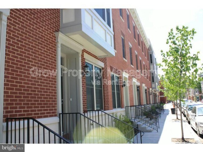 Photo - 745 S 13th St