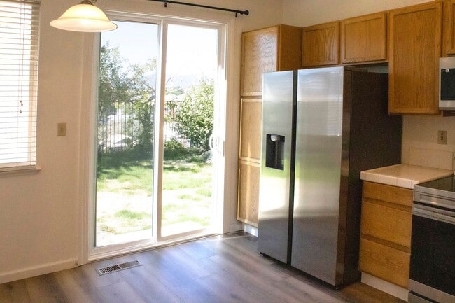 Photo - 3 Bedroom  2 Bath New Paint, Flooring and ...
