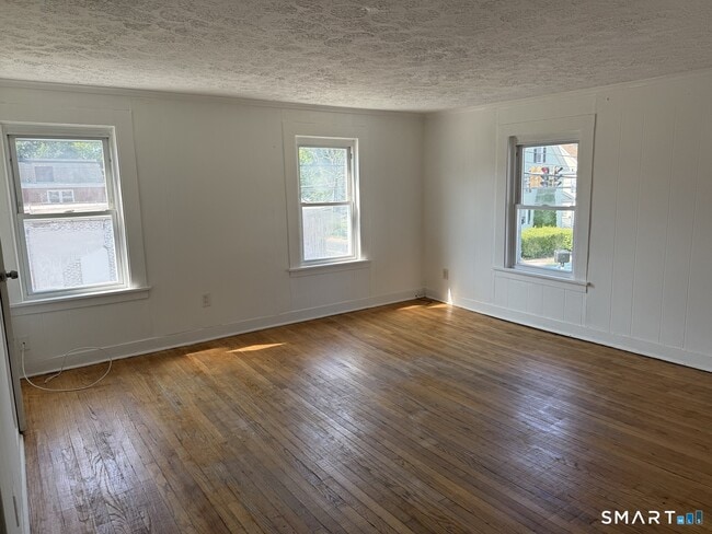 Photo - 97 Bissell St Unit 2