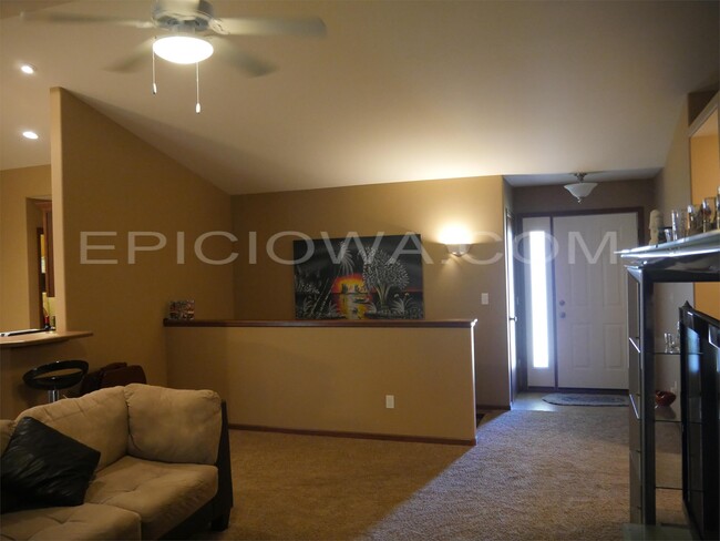 Photo - 1975 49th St House
