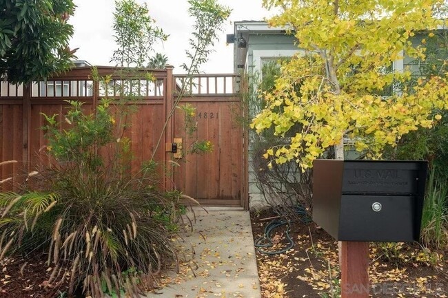 Photo - 4821 Monroe Ave