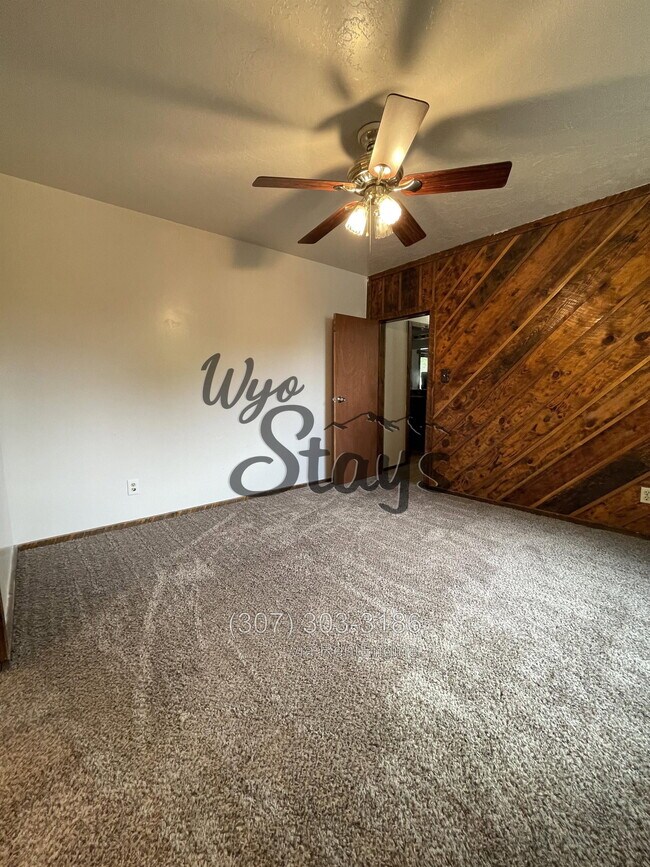 Photo - 409 S Brooks St Unidad 1