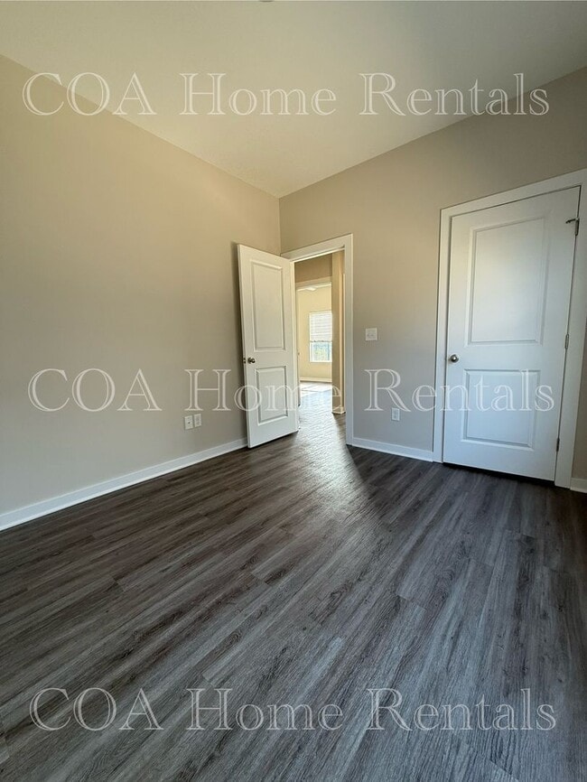 Photo - 13417 W Haskell Ct