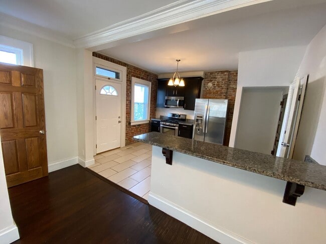 Photo - 1475 Worthington St Unit 1475