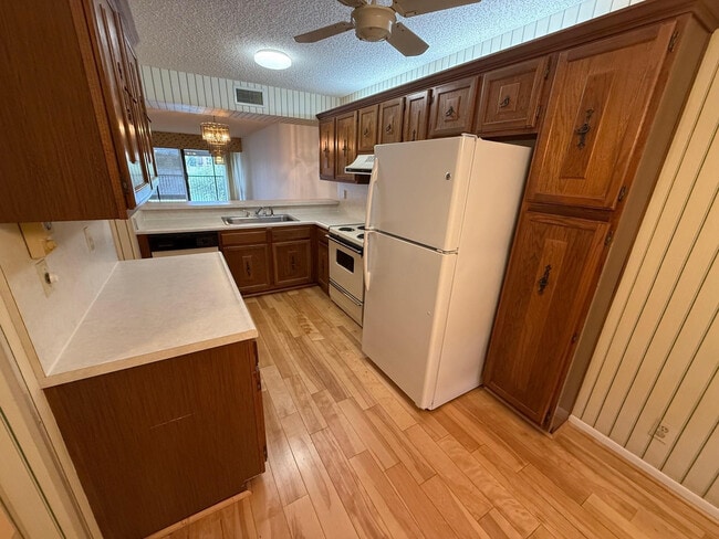 Photo - 6215 Coral Lake Dr Unit 203