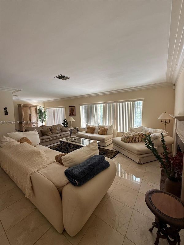 Photo - 189 Edgewater Dr