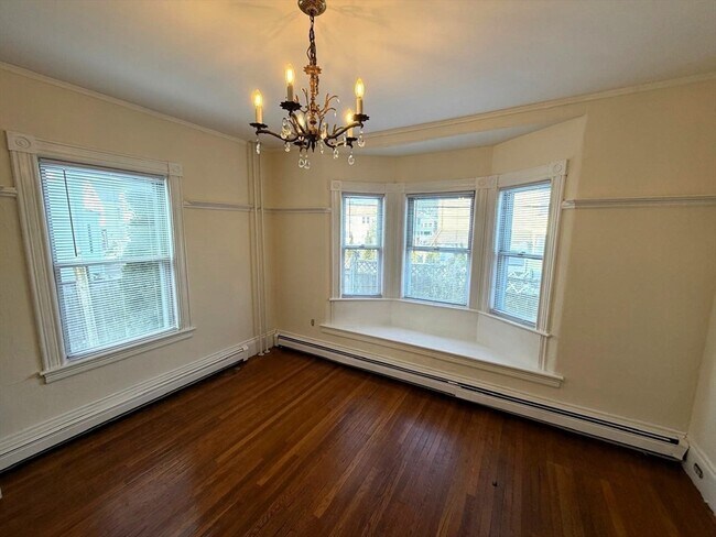 Photo - 47 Lyman Ave