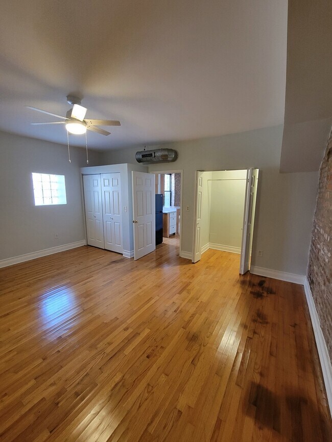 Photo - 1340 W 18th Pl Unidad 1C