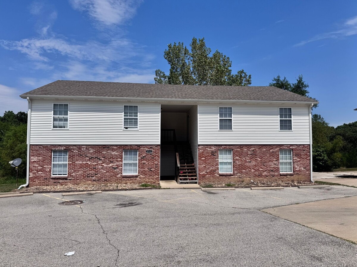 Photo - 3712 Randall Dr Apartment Unit D