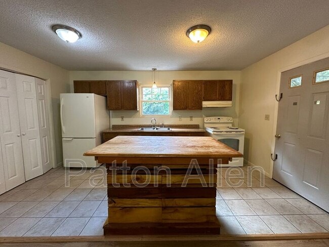 Photo - 74 Buffalo St