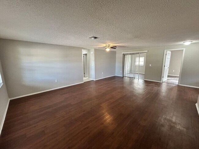 Photo - 7316 Nova Scotia Dr