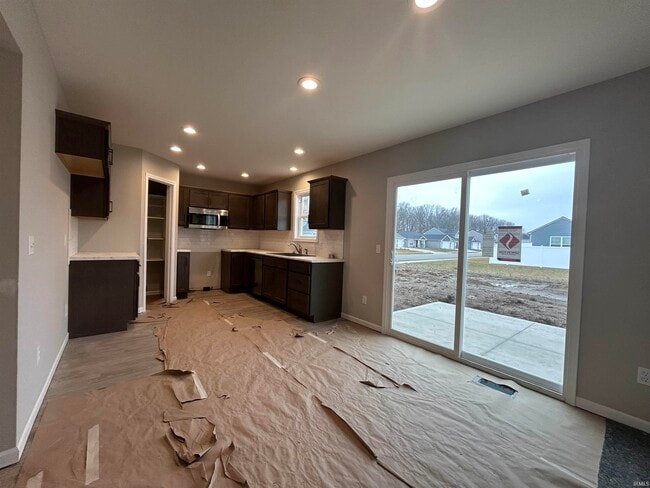 Photo - 211 Brescia Dr