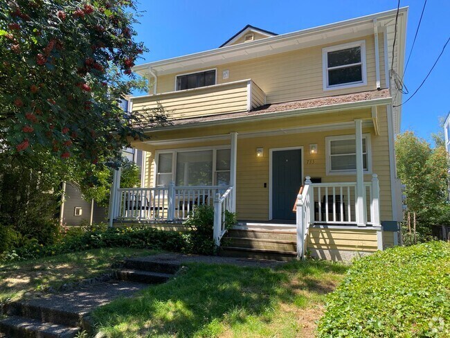 Building Photo - North Capitol Hill Garden Unit- 2 bedroom ... Rental