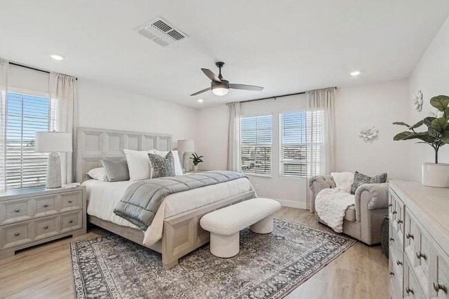 Photo - 3411 N Val Vista Dr