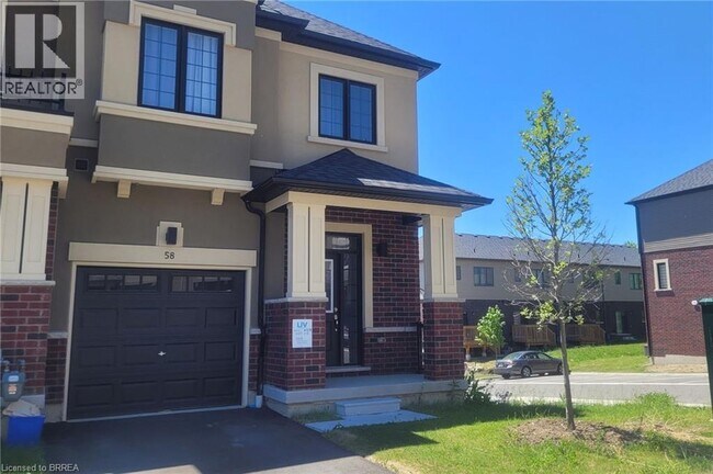 Photo - 620 Colborne St W
