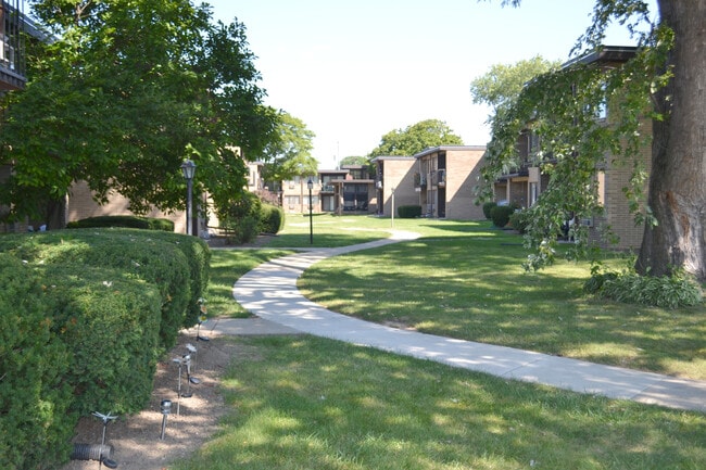 Forest Arms Apartments
