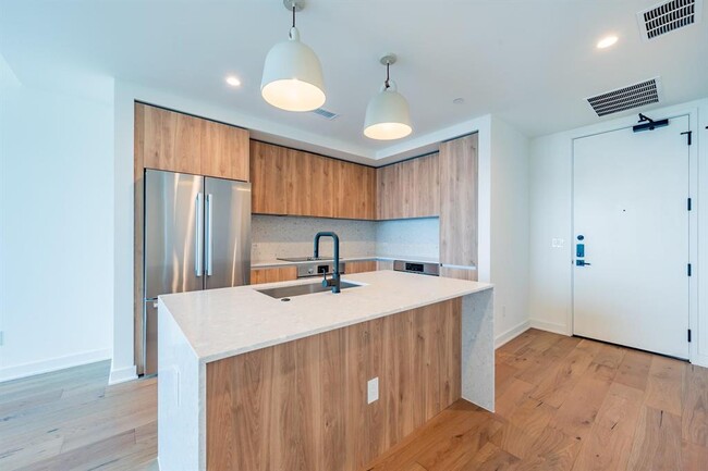 Photo - 84 East Ave Unit 3002